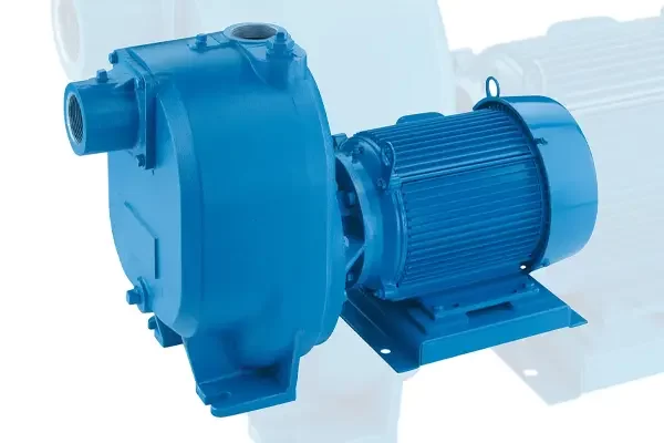 Self priming centrifugal pump